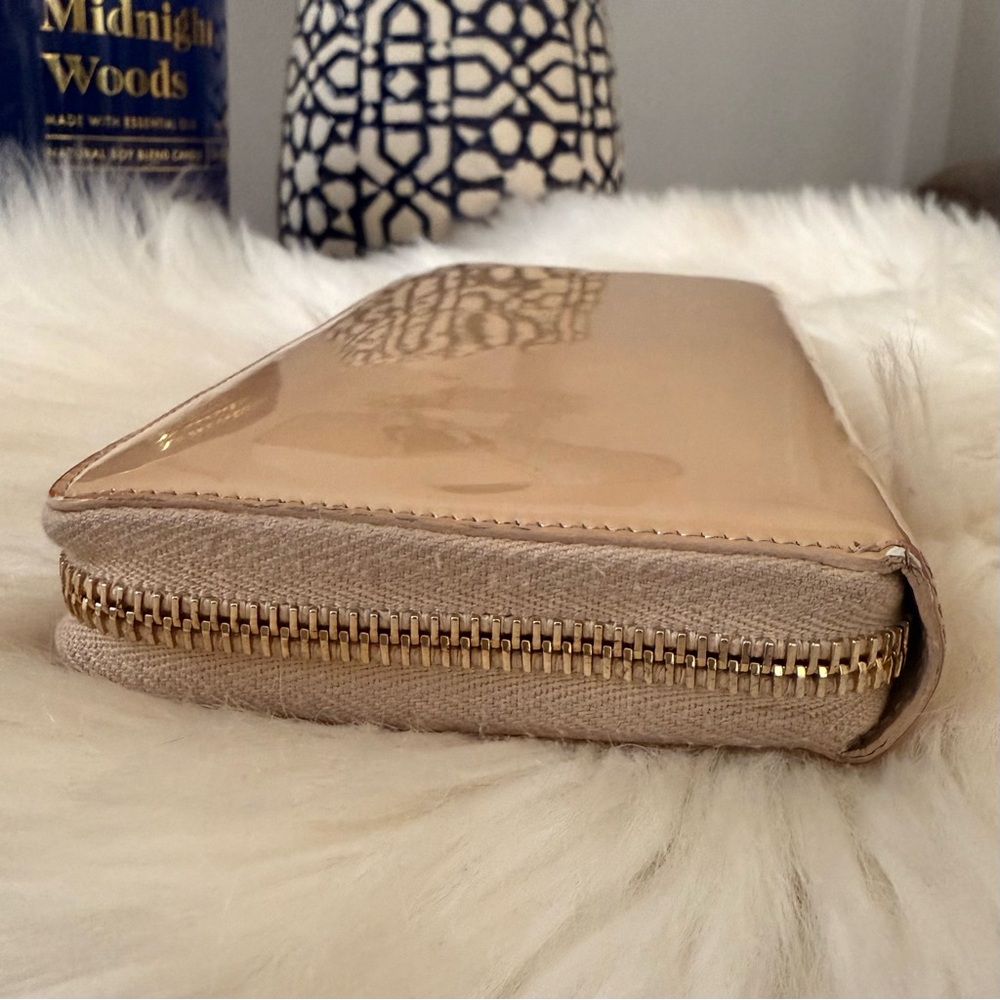 YSL Beige Patent Leather Continental Zip Around Wallet - Picture 13 of 15